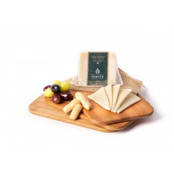 Hacienda Zorita Semicured Goat Cheese 200gr